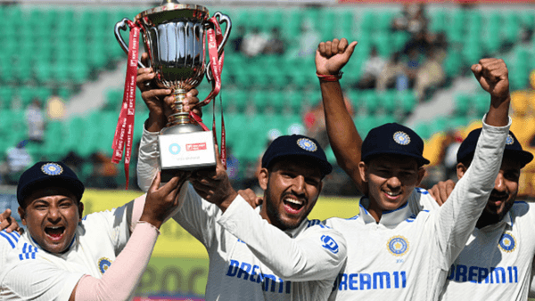 marks-out-of-10-player-ratings-for-india-against-england.Click to read full article.