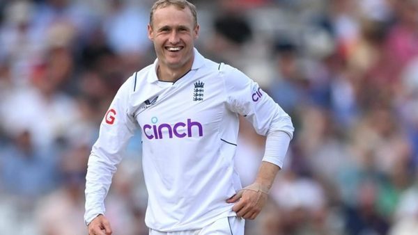 from-rooting-around-the-garage-to-sitting-on-the-floor-with-jimmy-the-inside-story-of-matt-parkinsons-test-debut.Click to read full article.