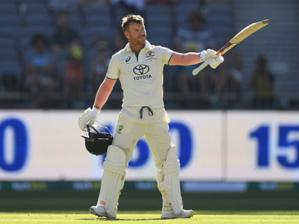 david-warner-home-flat-track-bully-or-all-time-great-what-do-the-stats-say.Click to read full article.