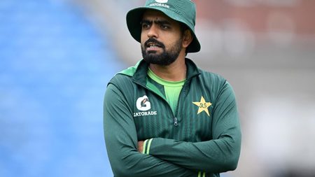 pakistan-have-an-obvious-babar-stand-in-as-captain-but-will-they-trust-him-against-england-saud-shakeel.Click to read full article.