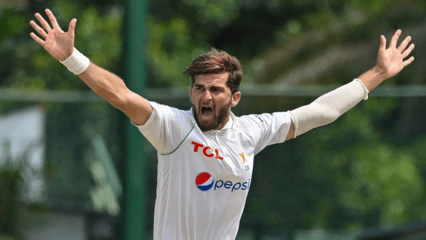 aamer-jamal-and-khurram-shahzad-to-debut-as-pakistan-name-all-seam-attack-for-perth-test.Click to read full article.