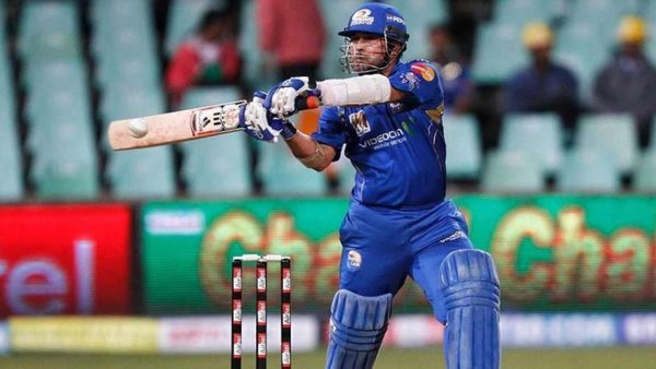 sachin-and-kallis-in-2010-the-year-two-aging-test-titans-dominated-t20.Click to read full article.