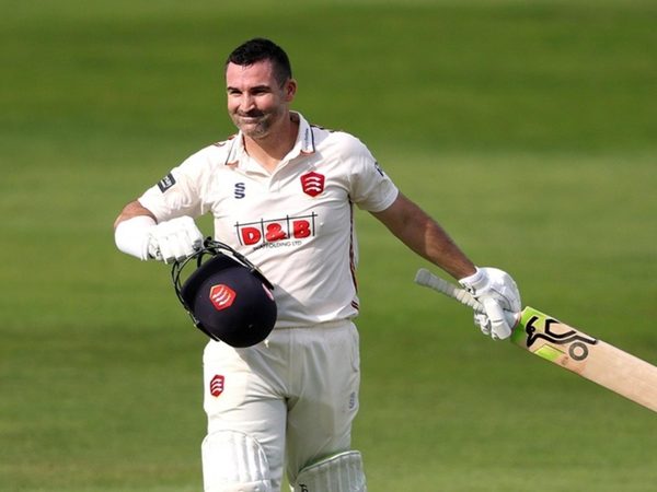 former-south-africa-captain-dean-elgar-crafts-big-hundred-in-county-championship-relegation-scrap.Click to read full article.