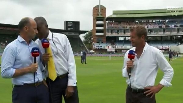 thats-physical-contact-hussain-holding-in-heated-exchange-over-rabada-ban.Click to read full article.