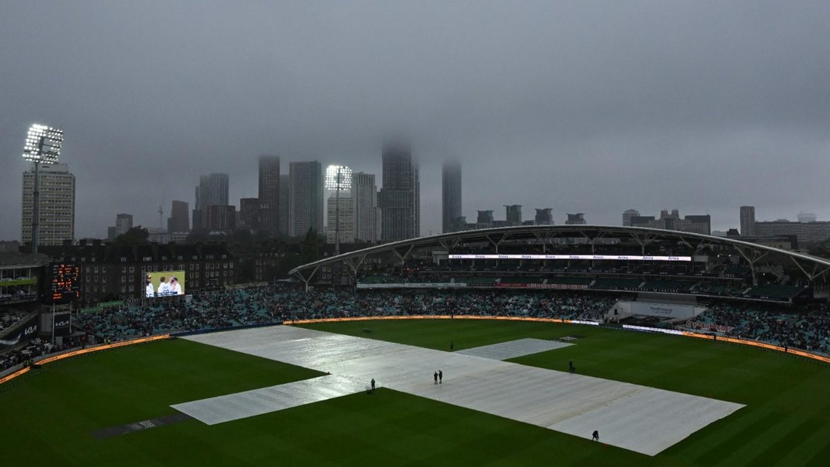 Grey skies loom as play is stopped by bad light on day one of the third ENG v SL Test match at The Oval