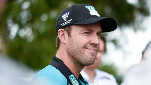 ab-de-villiers-to-return-to-cricket-after-four-years-in-20-over-league.Click to read full article.