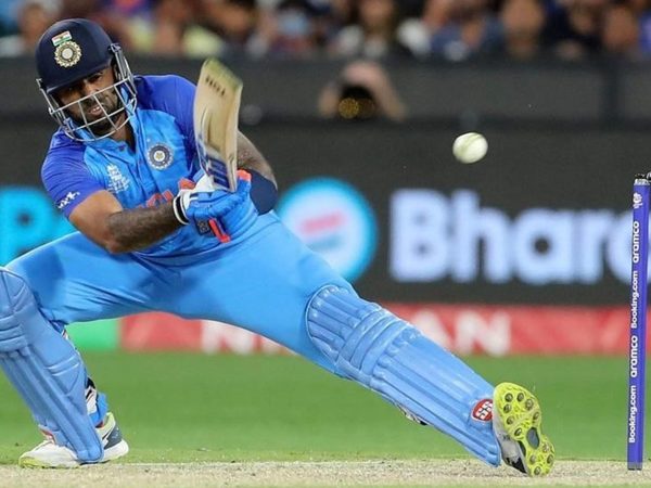 pant-v-rashid-and-what-to-do-about-sky-five-key-battles-in-the-india-england-t20-world-cup-semi-final.Click to read full article.