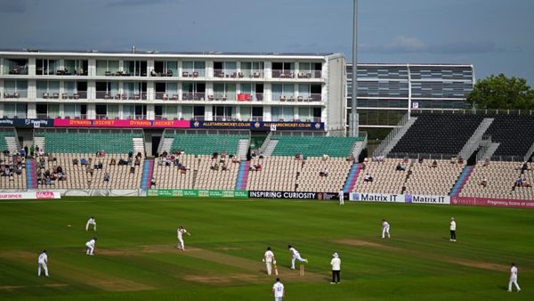 could-essex-and-hampshire-cop-ecb-punishment-for-trading-bonus-point-denying-declarations.Click to read full article.