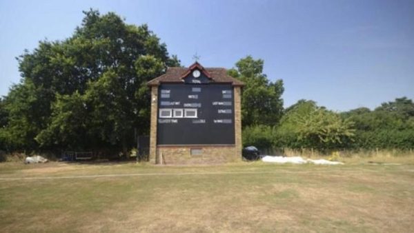 shenfield-cricket-club-scorebox-put-on-rightmove-to-rent.Click to read full article.