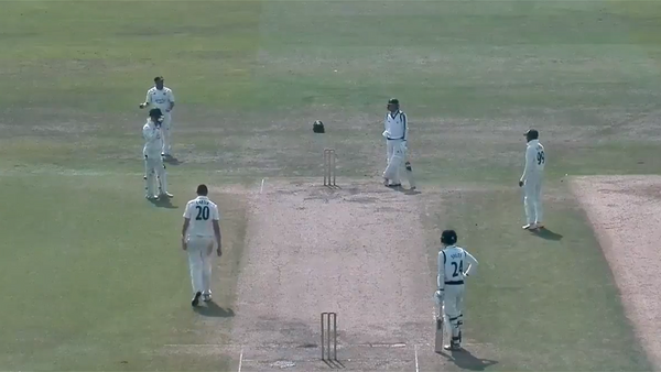 watch-yorkshire-batsman-hits-it-to-slip-and-doesnt-walk.Click to read full article.