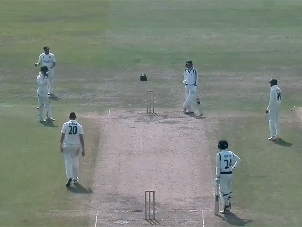 watch-yorkshire-batsman-hits-it-to-slip-and-doesnt-walk.Click to read full article.