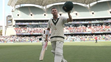 triple-centurion-warner-recalls-sehwags-advice-on-test-cricket.Click to read full article.