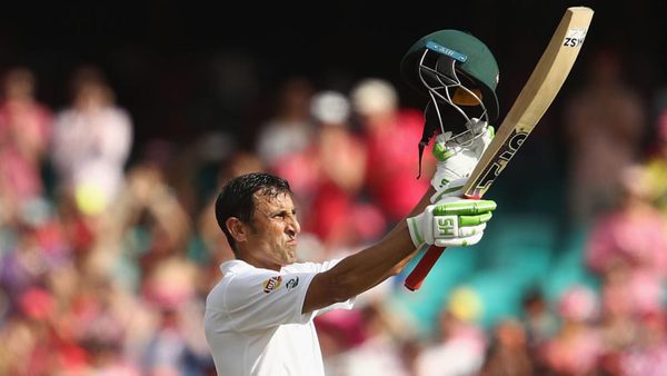 2017-review-legend-leaves-one-last-gift.Click to read full article.