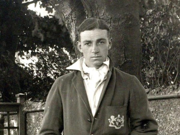 wally-hammond-almanack-tribute-excelsis.Click to read full article.