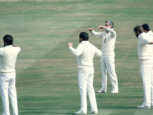 quiz-playing-xis-from-the-headingley-test-match-of-1981-ashes.Click to read full article.