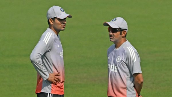 muddled-batting-positions-multi-skill-obsessions-five-issues-plaguing-india-in-test-cricket.Click to read full article.