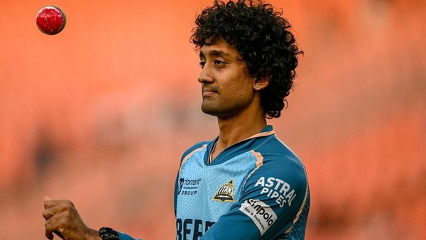 sidelined-india-spinner-sai-kishore-signs-county-deal-gloucestershire-for-six-game-championship-stint.Click to read full article.