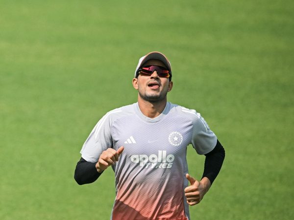 sarfaraz-shami-shine-gill-jadeja-falter-five-takeaways-from-round-six-of-ranji-trophy.Click to read full article.