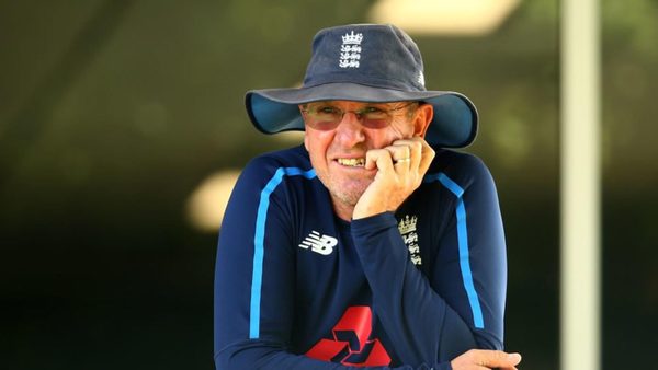 bayliss-defends-cook-broad.Click to read full article.