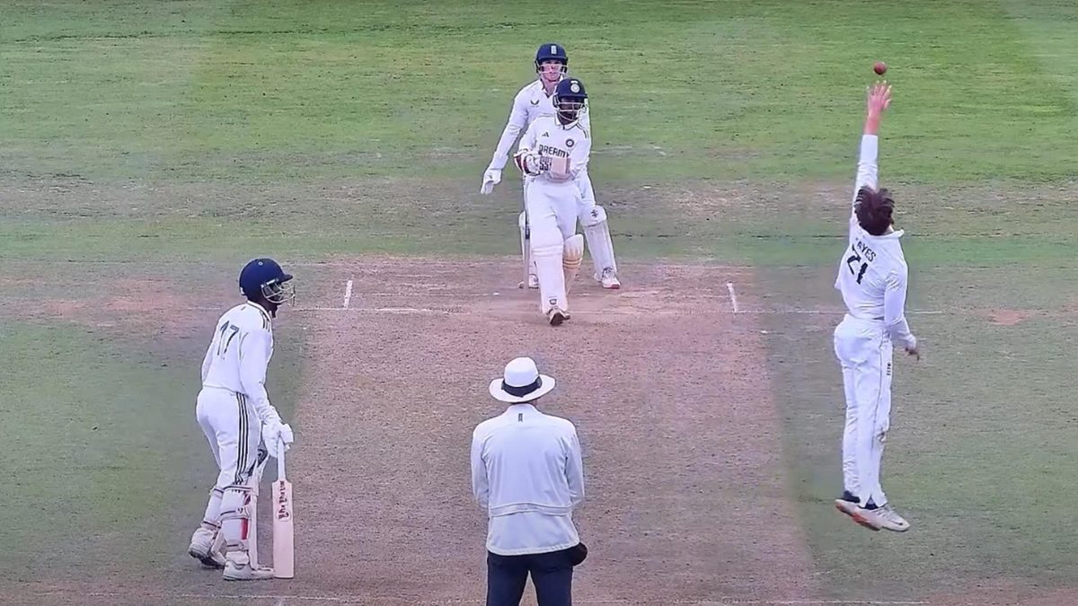 India U19 are attempting to pull off a mammoth run-chase in the second Youth Test against England at Chelmsford. Follow all the live updates here.