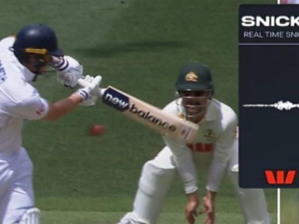 snicko-vs-ultraedge-why-tv-umpire-correctly-followed-drs-protocol-in-smith-review-despite-gap-between-bat-and-ball.Click to read full article.
