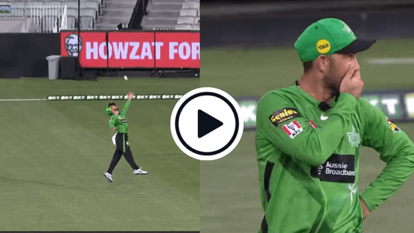 watch-glenn-maxwell-takes-absurd-over-the-shoulder-one-hander-that-even-he-cant-believe.Click to read full article.