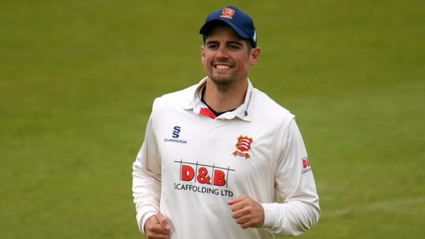 dont-alastair-cook-hundred-distraction.Click to read full article.