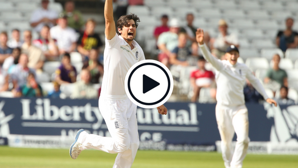 watch-the-test-wicket-that-delivered-alastair-cook-a-bowling-average-of-seven.Click to read full article.