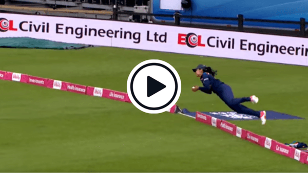 watch-catch-of-the-year-harleen-deols-acrobatic-stunner-on-the-boundary.Click to read full article.
