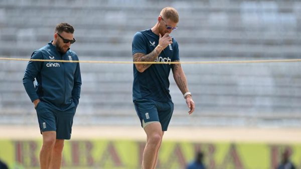 what-the-icc-pitch-regulations-say-turn-fine-uneven-bounce-unacceptable-on-day-one.Click to read full article.