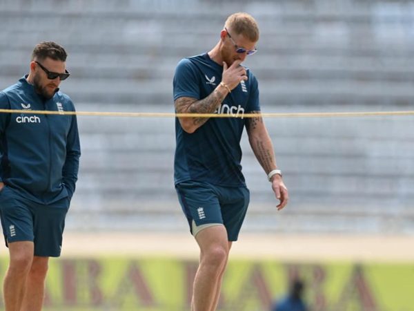 what-the-icc-pitch-regulations-say-turn-fine-uneven-bounce-unacceptable-on-day-one.Click to read full article.