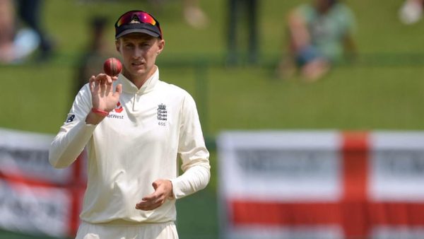 root-thanks-fans-sri-lanka-kandy.Click to read full article.