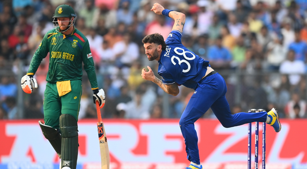 England injury update: Reece Topley returns to bowl after copping blow to finger
