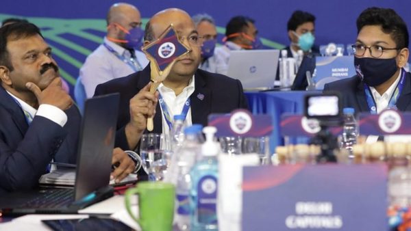 ipl-2022-auction-did-an-accidental-mix-up-allow-delhi-to-poach-khaleel-ahmed-despite-mumbai-offering-winning-bid.Click to read full article.