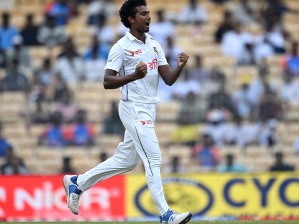 quiz-bowlers-to-dismiss-virat-kohli-and-rohit-sharma-in-the-same-test-innings.Click to read full article.