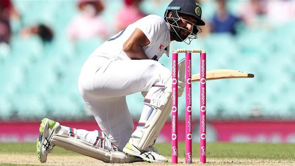 too-defensive-or-a-masterclass-pujaras-strike-rate-divides-opinion.Click to read full article.