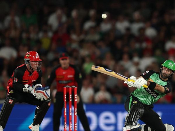 glenn-maxwell-scores-79-out-of-81-in-bbl-record-8th-wicket-partnership.Click to read full article.