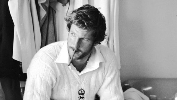 my-favourite-photo-peak-botham-captured-in-his-element.Click to read full article.