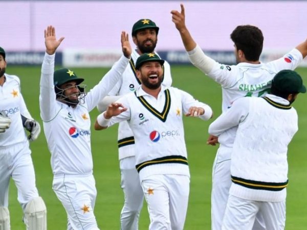 player-ratings-marks-out-of-10-pakistan-players-test-series-england.Click to read full article.