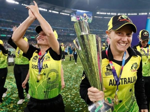 can-world-cup-celebration-photos-save-jury-duty-skipping-alyssa-healy.Click to read full article.