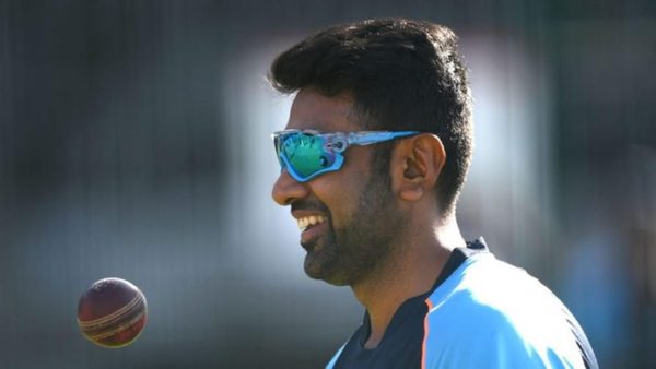 i-was-blessed-with-a-wonderfully-ethical-mind-when-ashwin-and-gibbs-got-into-a-twitter-war.Click to read full article.