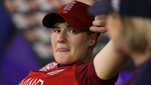 katherine-brunt-opts-against-mankad-in-final-over-against-south-africa.Click to read full article.