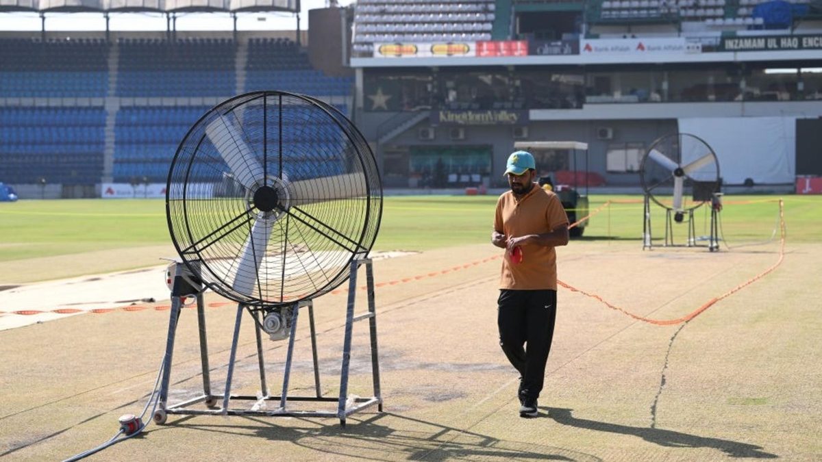 Pakistan are reportedly set to re-use the same Multan wicket on which England scored 823-7 in the first Test, for the second Test as well.