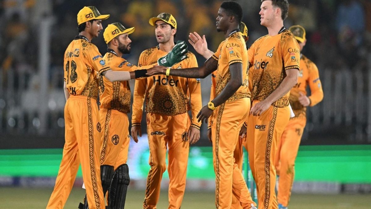 Peshawar Zalmi team during a PSL 2025 match