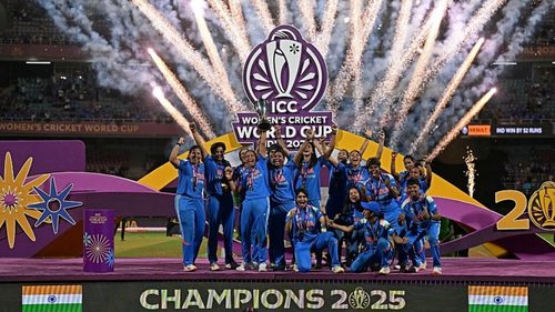 a-live-account-of-how-indias-long-night-of-celebration-unfolded-in-mumbai.Click to read full article.