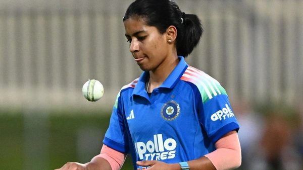 batting-depth-or-extra-bowler-how-should-india-replace-amanjot-kaur-in-their-t20-world-cup-xi.Click to read full article.