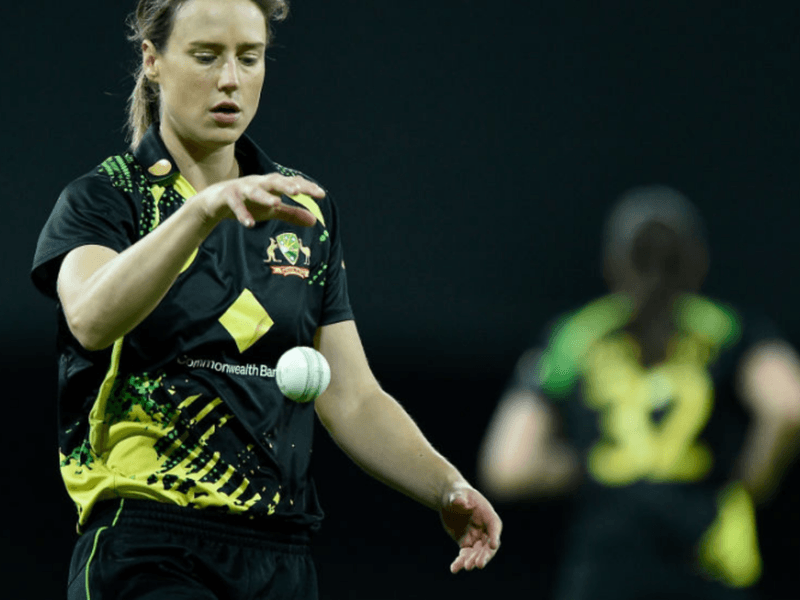 a-significant-moment-in-australian-cricket-ellyse-perrys-exclusion-sends-shockwaves-through-womens-ashes.Click to read full article.