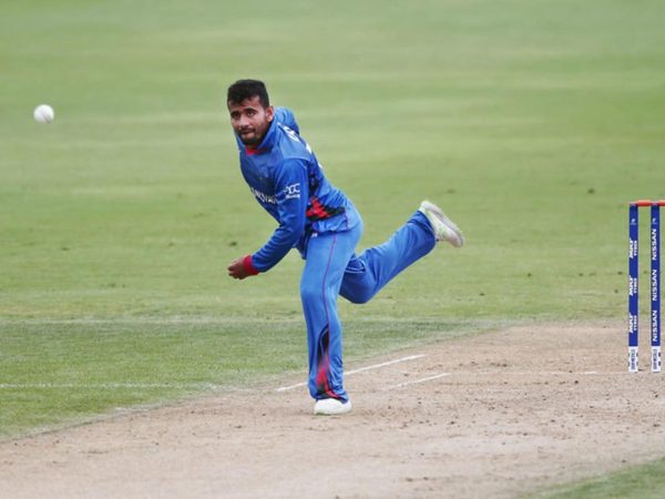 zahir-kahn-joins-lancashire.Click to read full article.