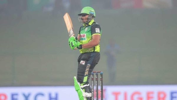 140-runs-14-sixes-four-wickets-last-years-best-bowler-movin-subasinghe-starts-new-sri-lanka-domestic-season-with-a-bang.Click to read full article.