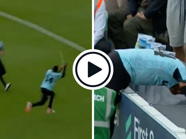 watch-chris-jordan-spectacular-catch-instead-deny-essex-final-ball-victory-throws-ball-over-rope.Click to read full article.
